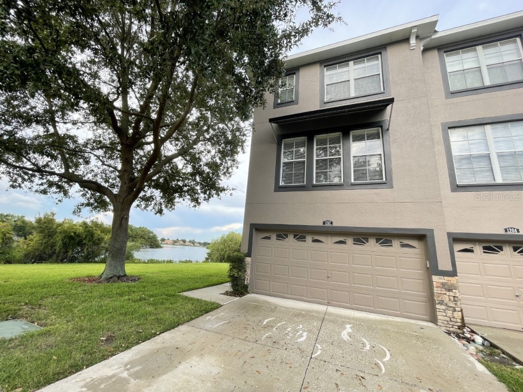 1202 Chatham Pine Place Brandon FL 33511 T3494171 image1