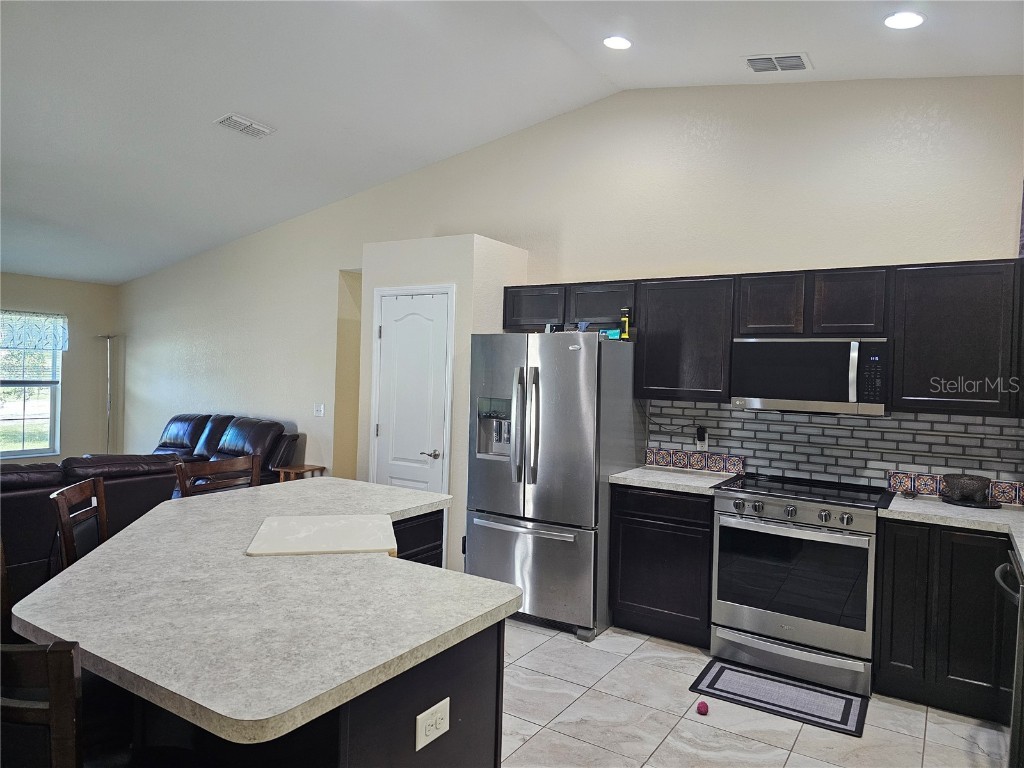 1202 Conch Key Lane Davenport FL 33837 G5104461 image8