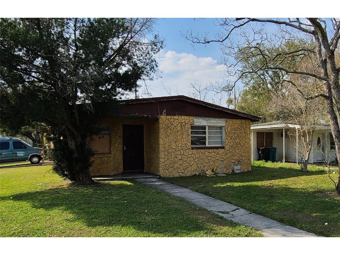 1202 Dewey Avenue Orlando FL 32808 G5065740 image1
