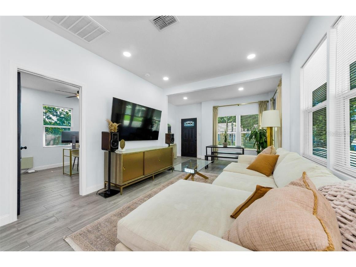 1202 E 32nd Avenue Tampa FL 33603 TB8411646 image14