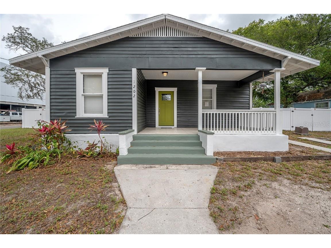 1202 E Giddens Avenue Tampa FL 33603 T3431839 image1