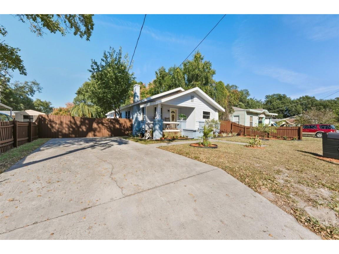 1202 E Ida Street Tampa FL 33603 TB8448141 image2