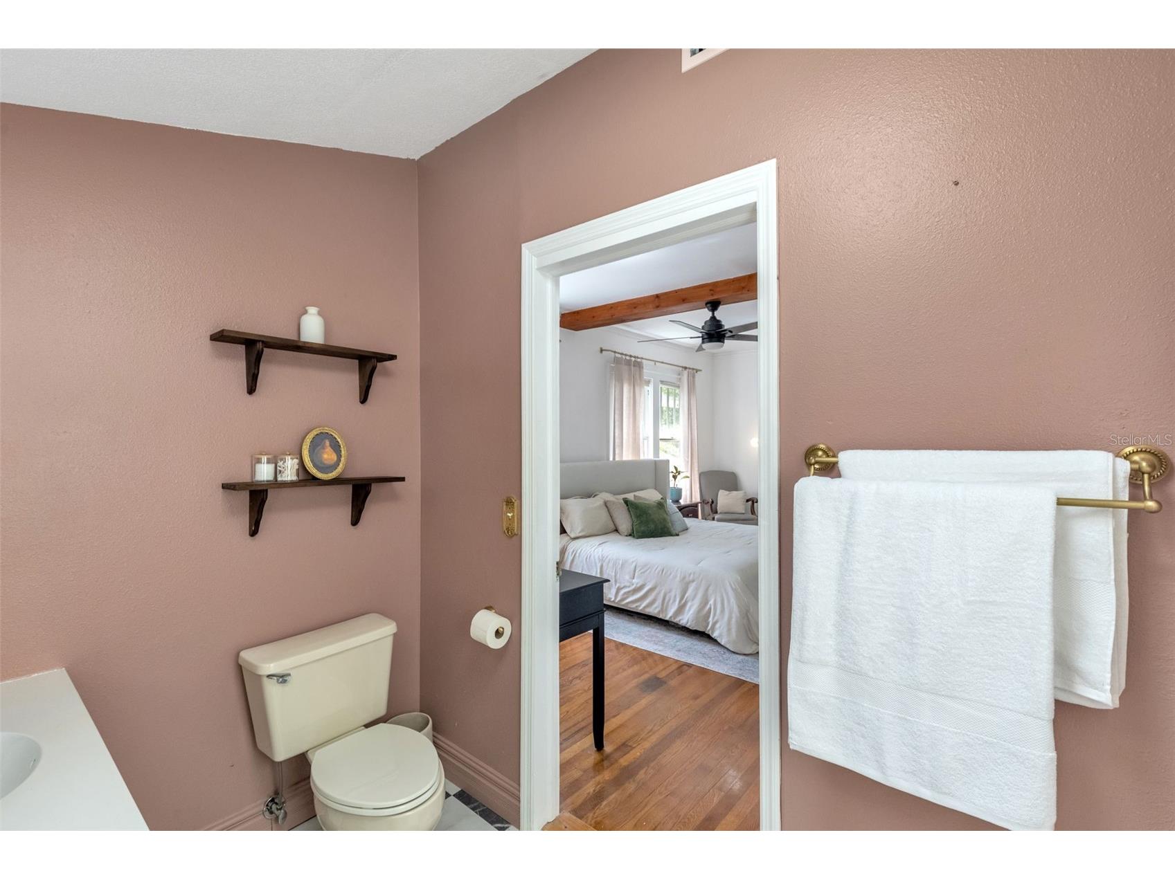 1202 E Powhatan Avenue Tampa FL 33604 TB8531360 image20