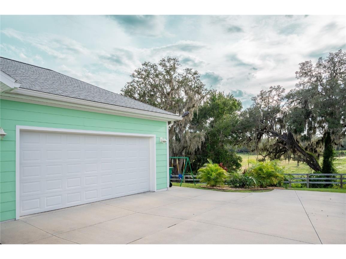 1202 Fiesta Key Circle Lady Lake FL 32159 A4661515 image9