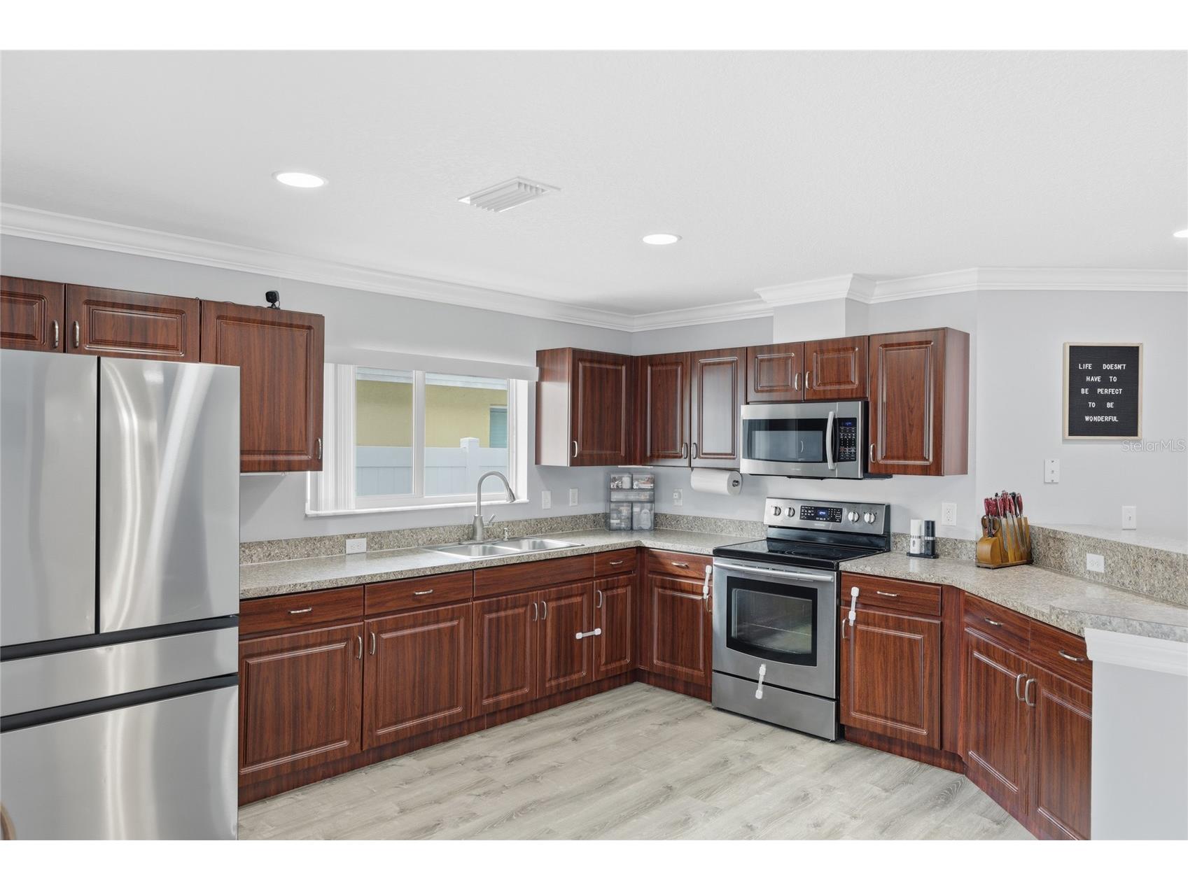 1202 Humble Haven Street Ruskin FL 33570 A4684946 image8