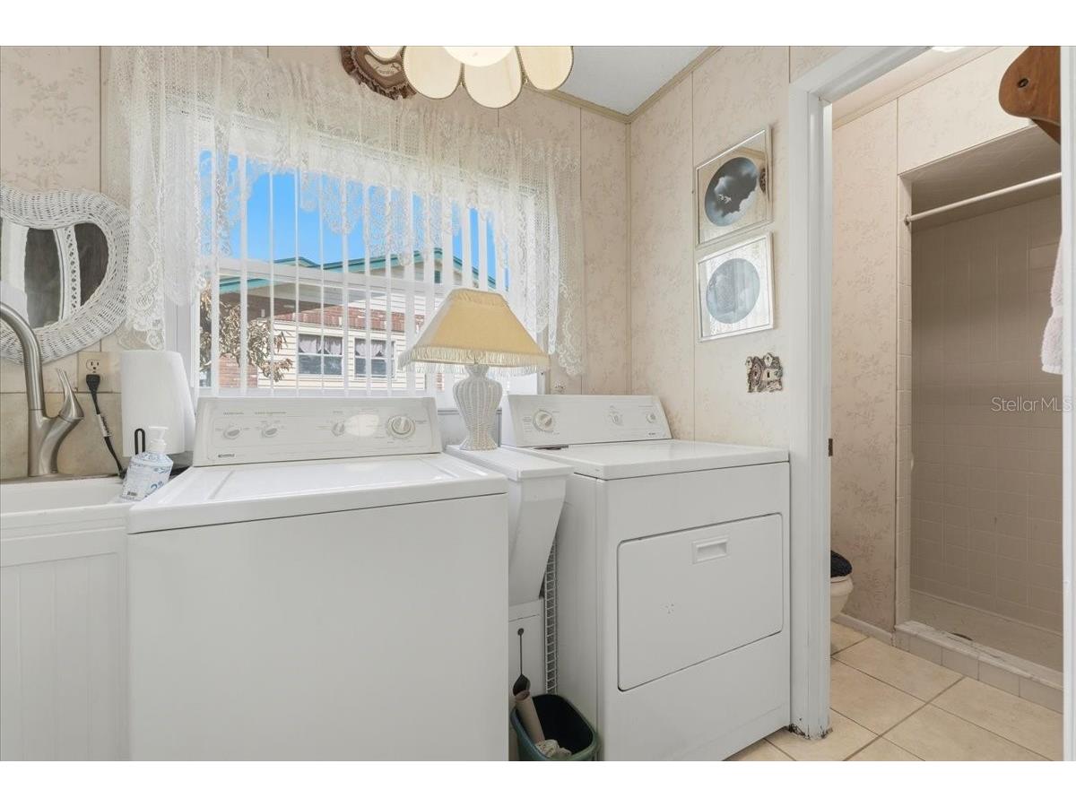 1202 Lake Ariana Boulevard Auburndale FL 33823 - LAKE ARIANA L4960189 image36