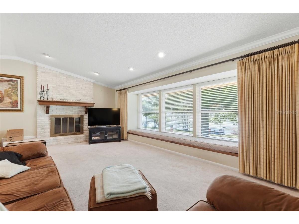 1202 Lake Ariana Boulevard Auburndale FL 33823 - LAKE ARIANA L4960189 image6