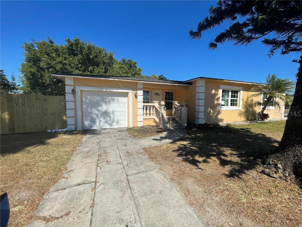 1202 Orlando Avenue Bradenton FL 34207 A4514481 image1