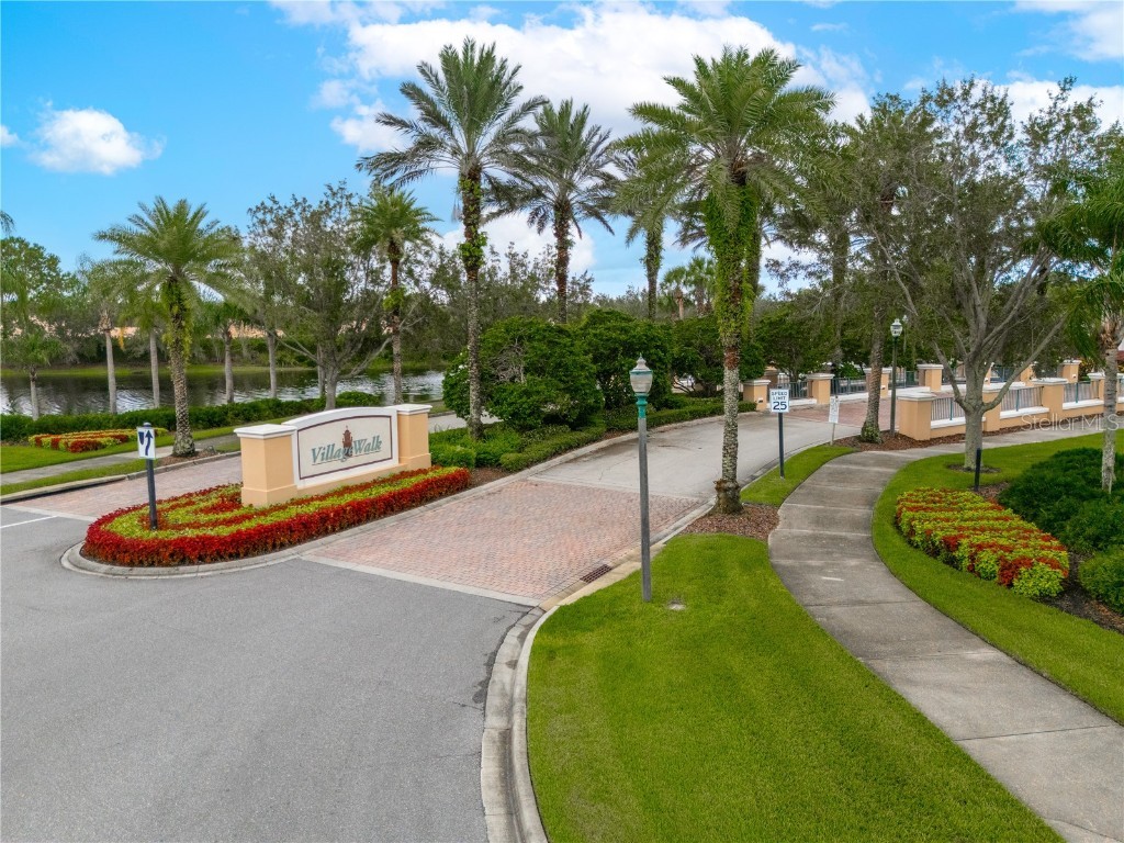 12021 Jewel Fish Ln Orlando FL 32827 - VILLAGEWALK/ LAKE NONA O6343699 image4