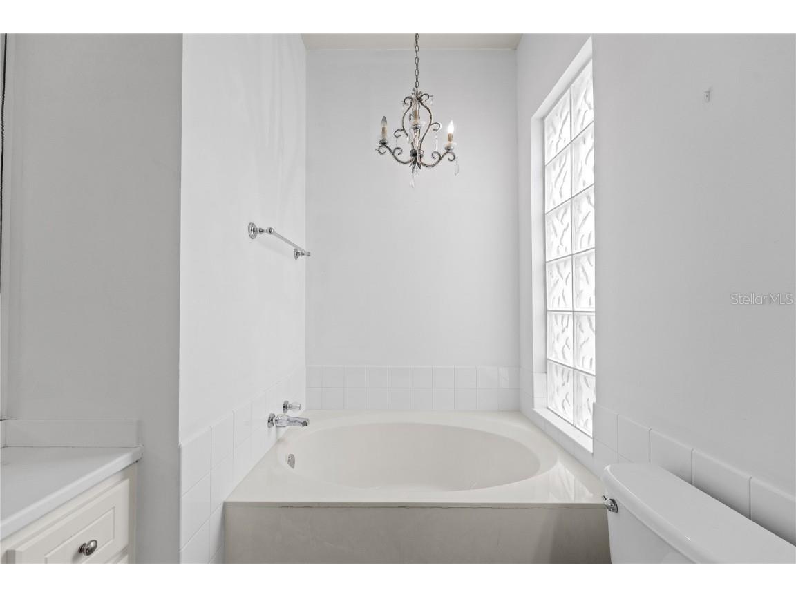 12021 Jewel Fish Ln Orlando FL 32827 - VILLAGEWALK/ LAKE NONA O6343699 image43