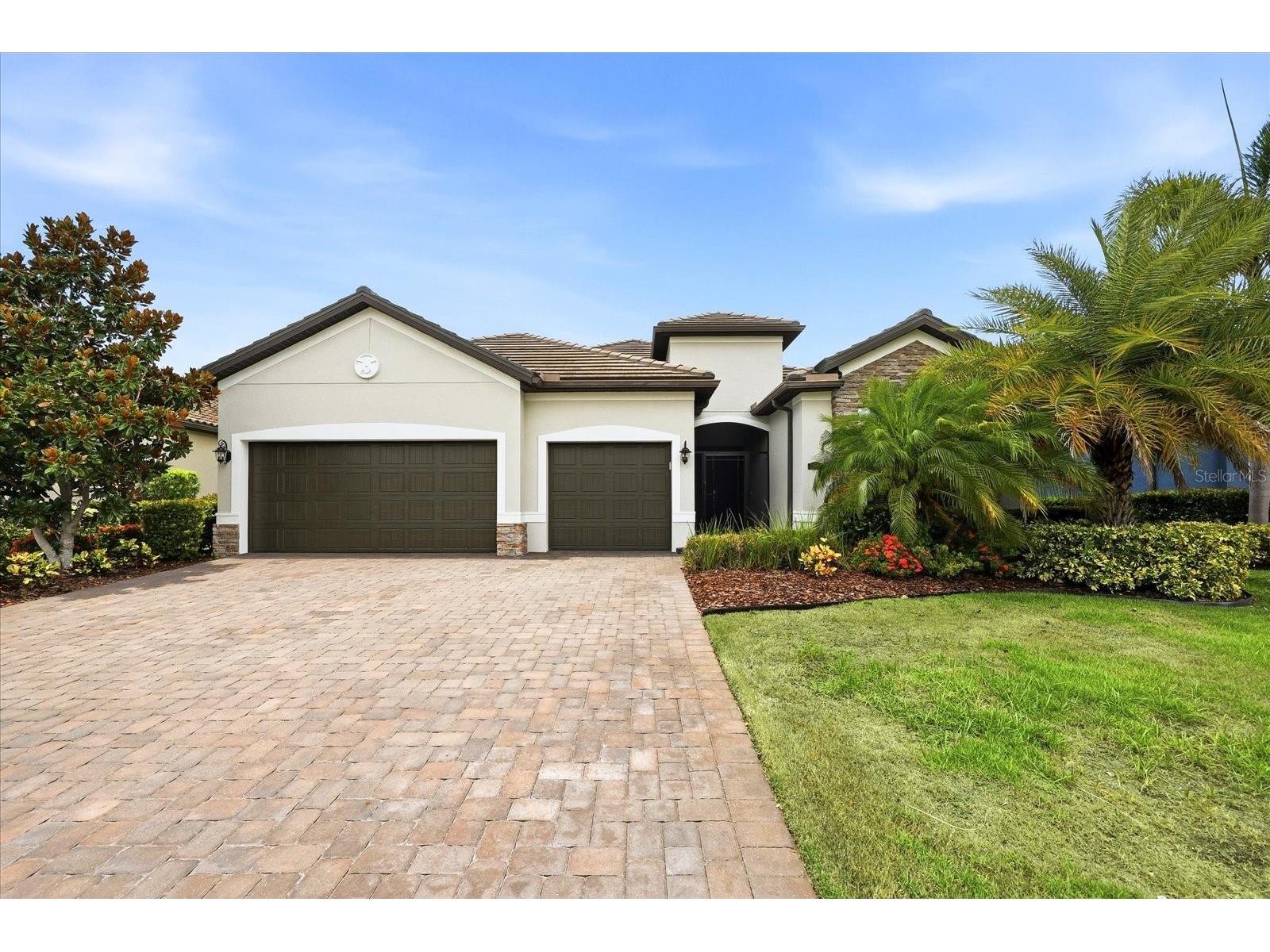 12021 Perennial Place Lakewood Ranch FL 34211 A4697644 image2