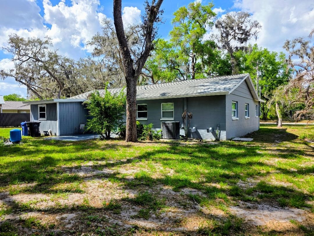 12022 Riverhills Drive Tampa FL 33617 TB8492384 image18
