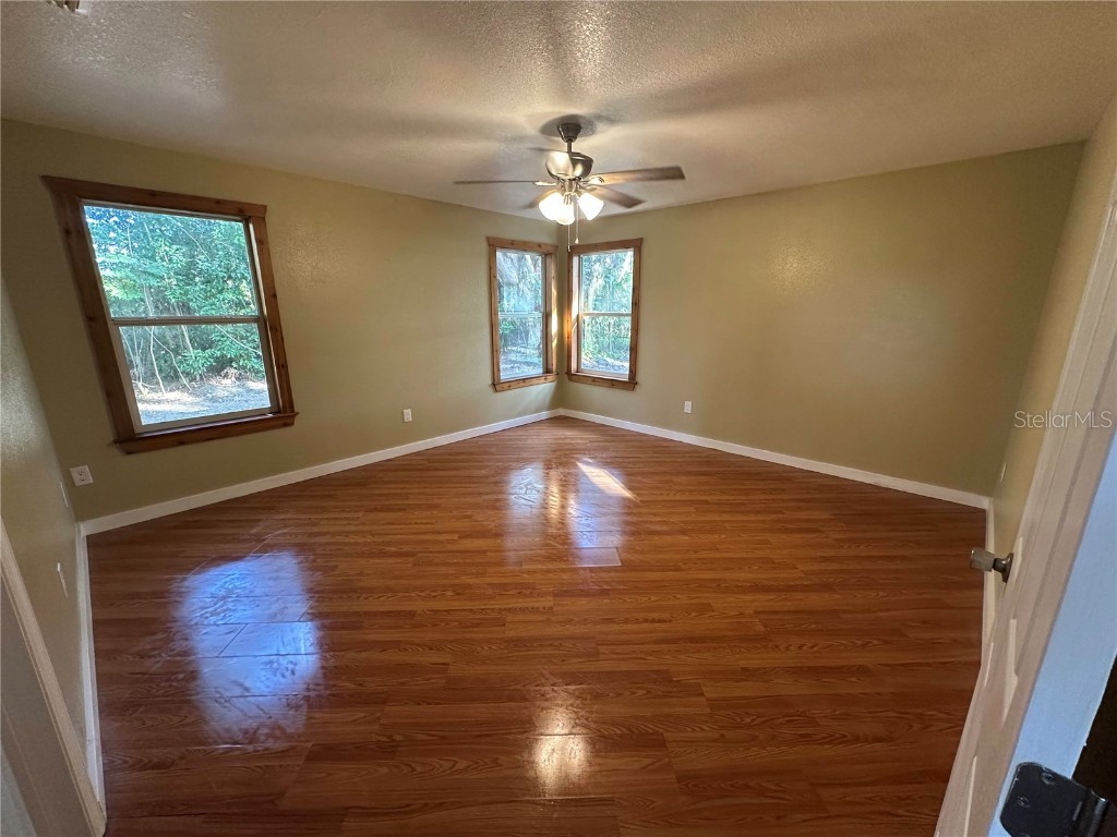 12022 SE Sunset Harbor Road Weirsdale FL 32195 R4910092 image7