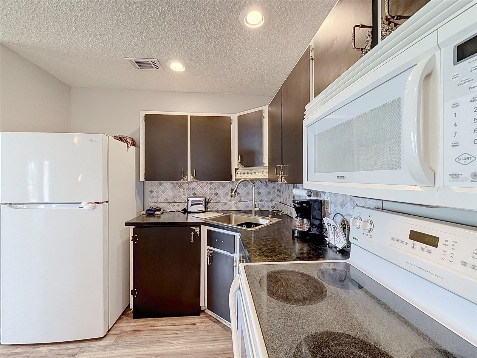 12024 Bayonet Lane #9GB New Port Richey FL 34654 W7886936 image15