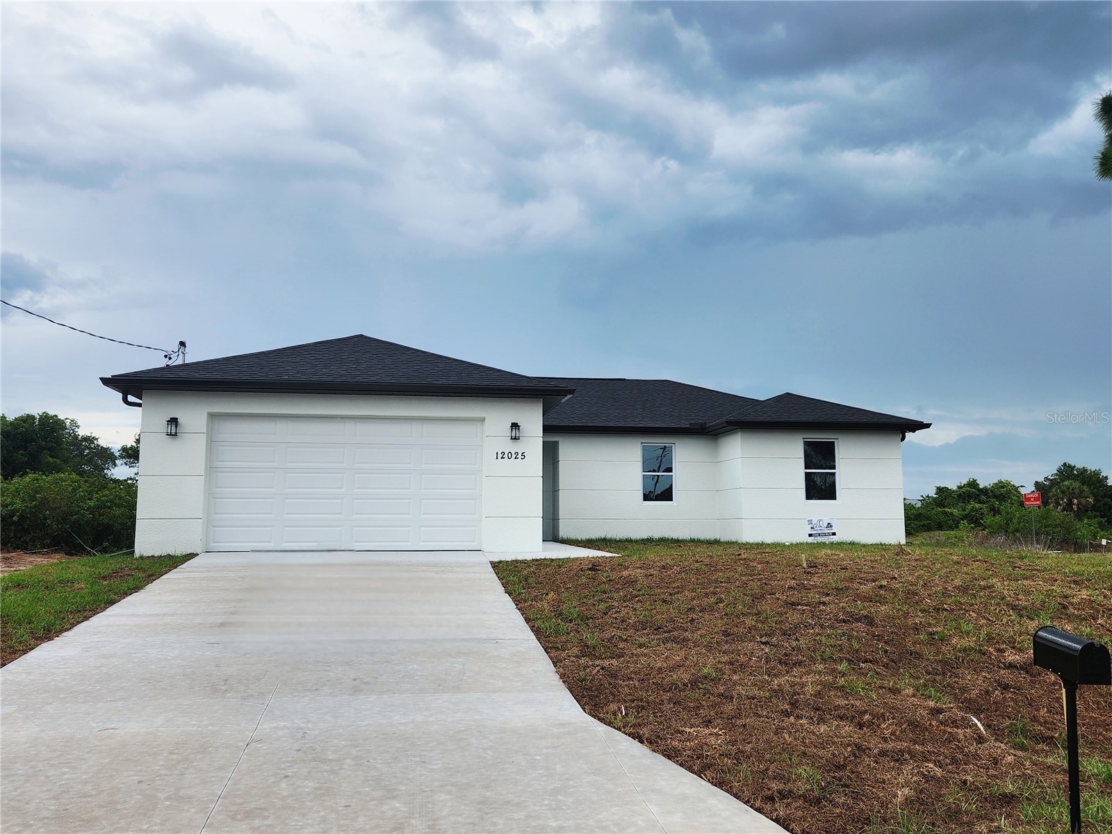 12025 Clarendon Avenue Port Charlotte FL 33981 TB8511833 image1
