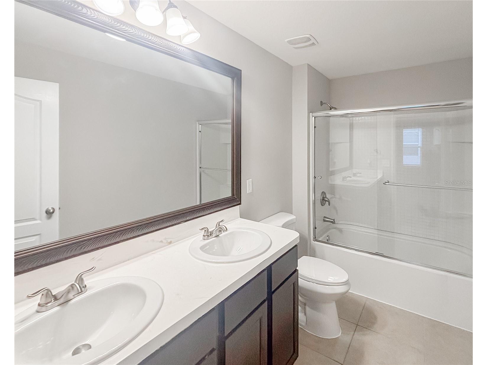 12026 Suburban Sunrise Street Riverview FL 33578 TB8490832 image12