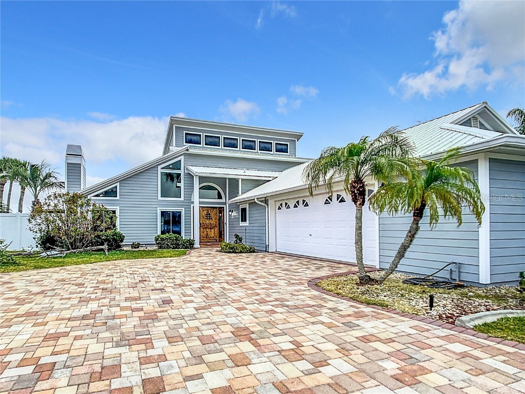 12026 W Bayshore Drive Crystal River FL 34429 - DIXIE BAY/ GULF U8233337 image1