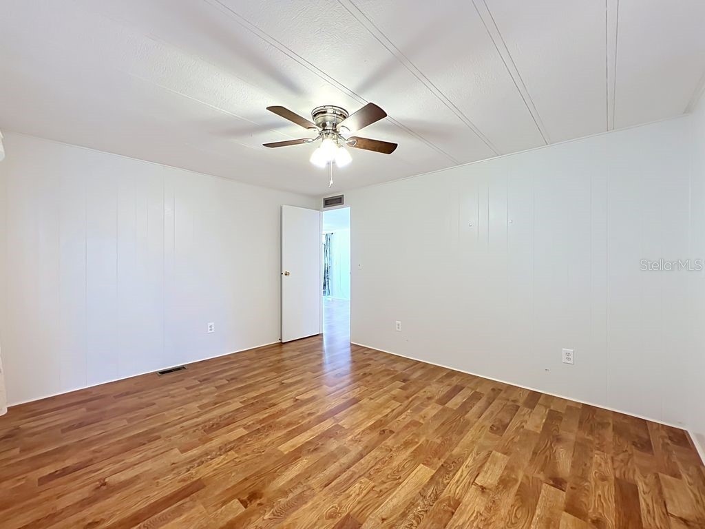 1203 Apache Circle Tavares FL 32778 G5113193 image14