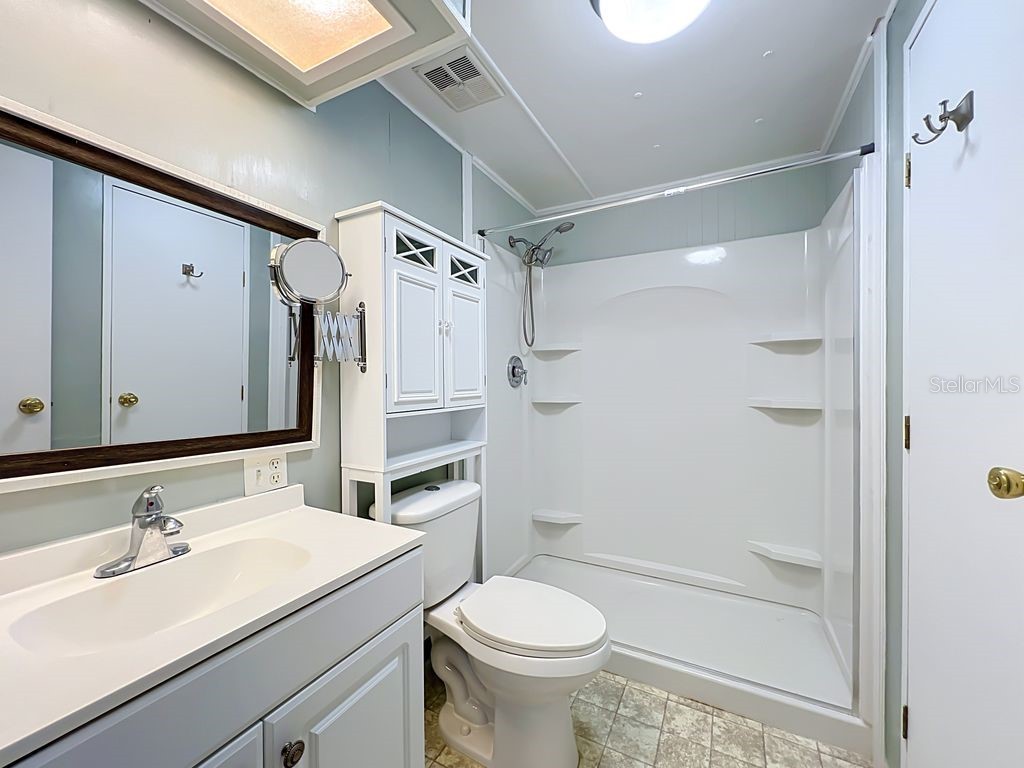 1203 Apache Circle Tavares FL 32778 G5113193 image15