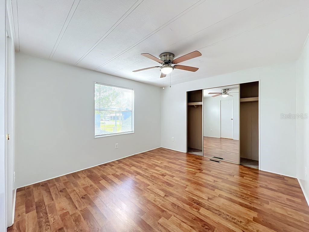 1203 Apache Circle Tavares FL 32778 G5113193 image16
