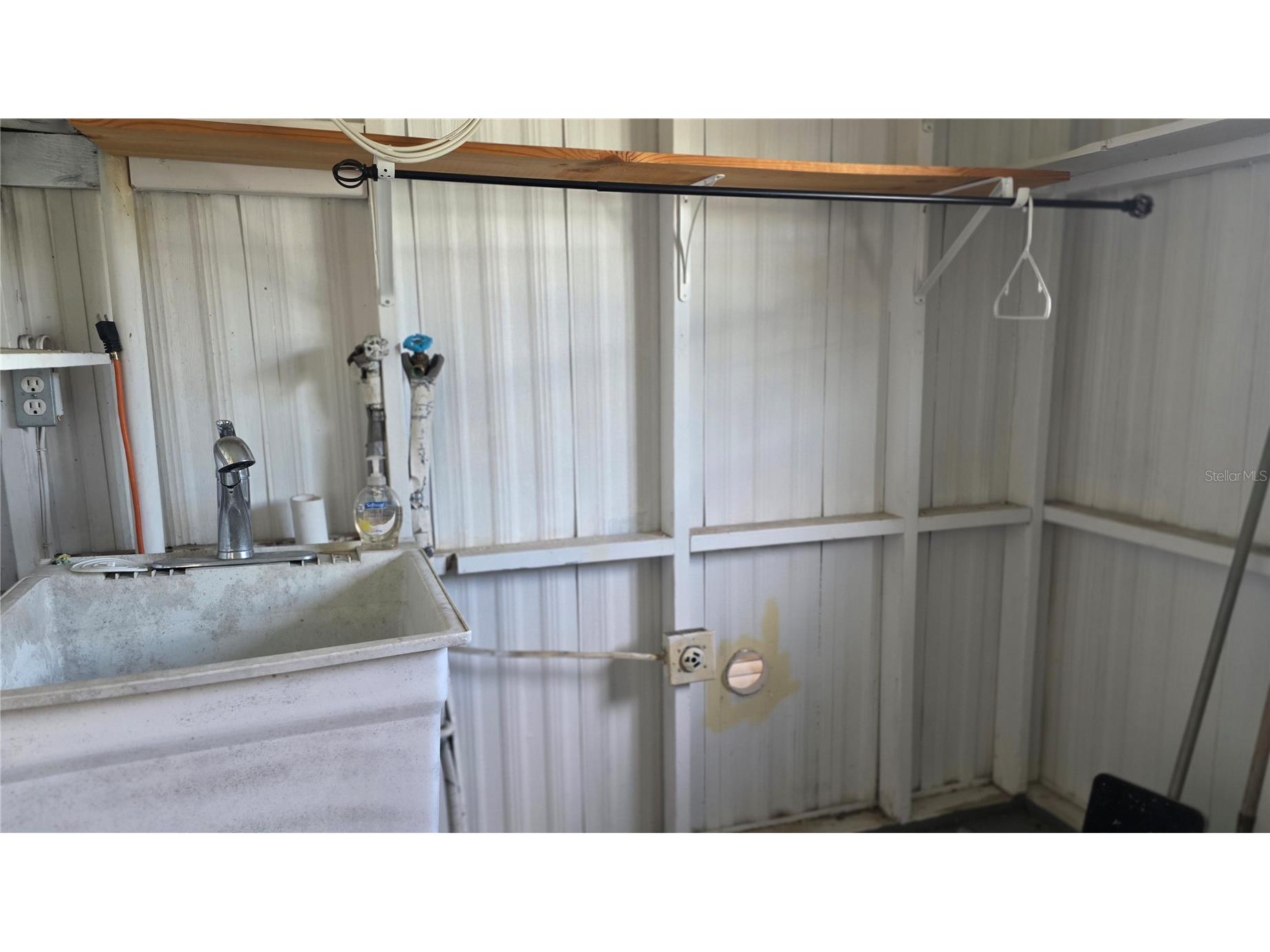 1203 Apache Circle Tavares FL 32778 G5113193 image31