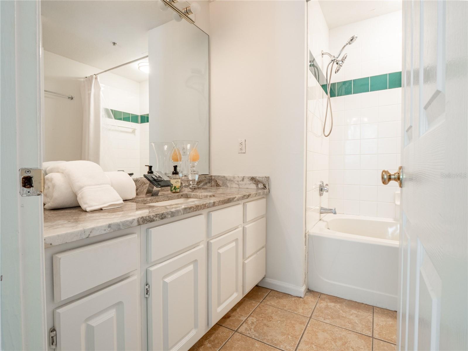 1203 Bay Club Circle #1203 Tampa FL 33607 TB8526565 image17