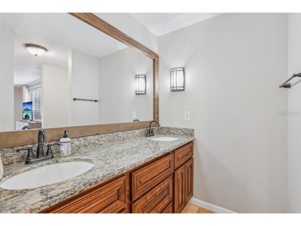 1203 Beacon Hill Drive Tampa FL 33613 TB8437495 image15