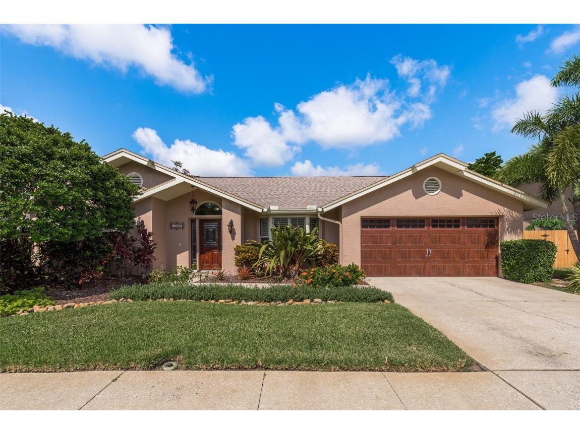 1203 Lawnside Avenue Safety Harbor FL 34695 U8254236 image1