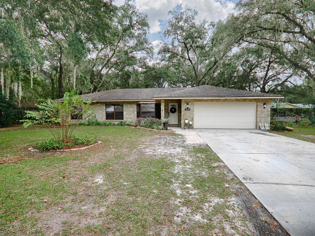 1203 Mandarin Ln Fruitland Park FL 34731 G5075950 image1