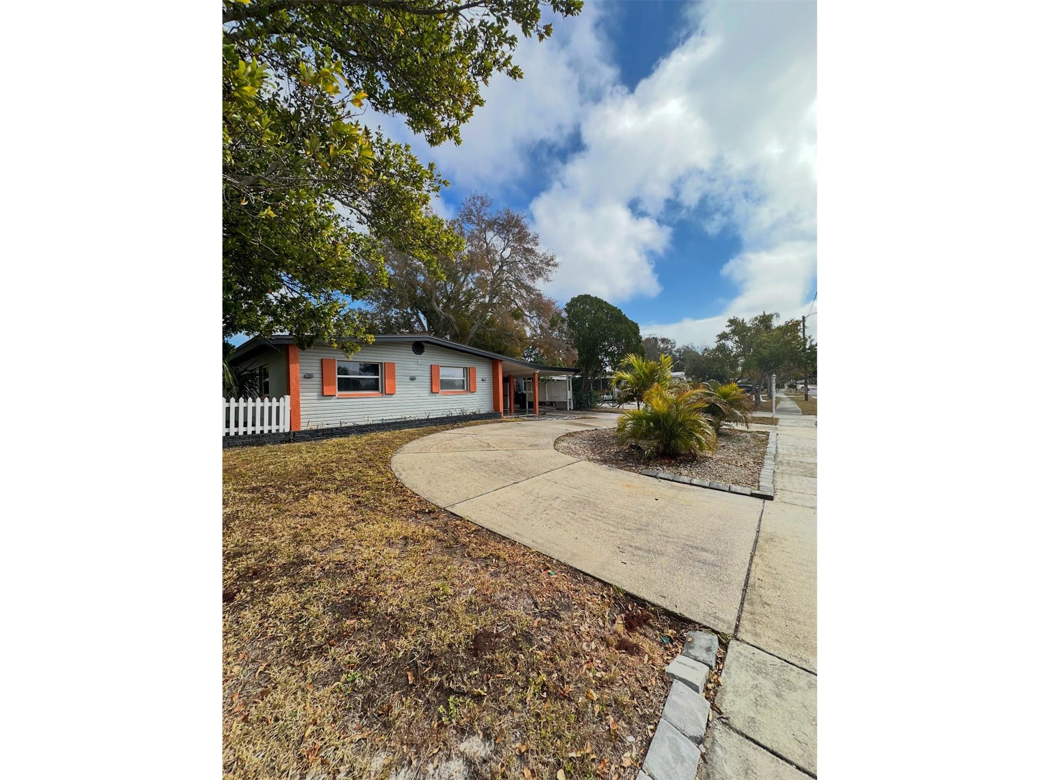 1203 N Saturn Avenue Clearwater FL 33755 O6379922 image2