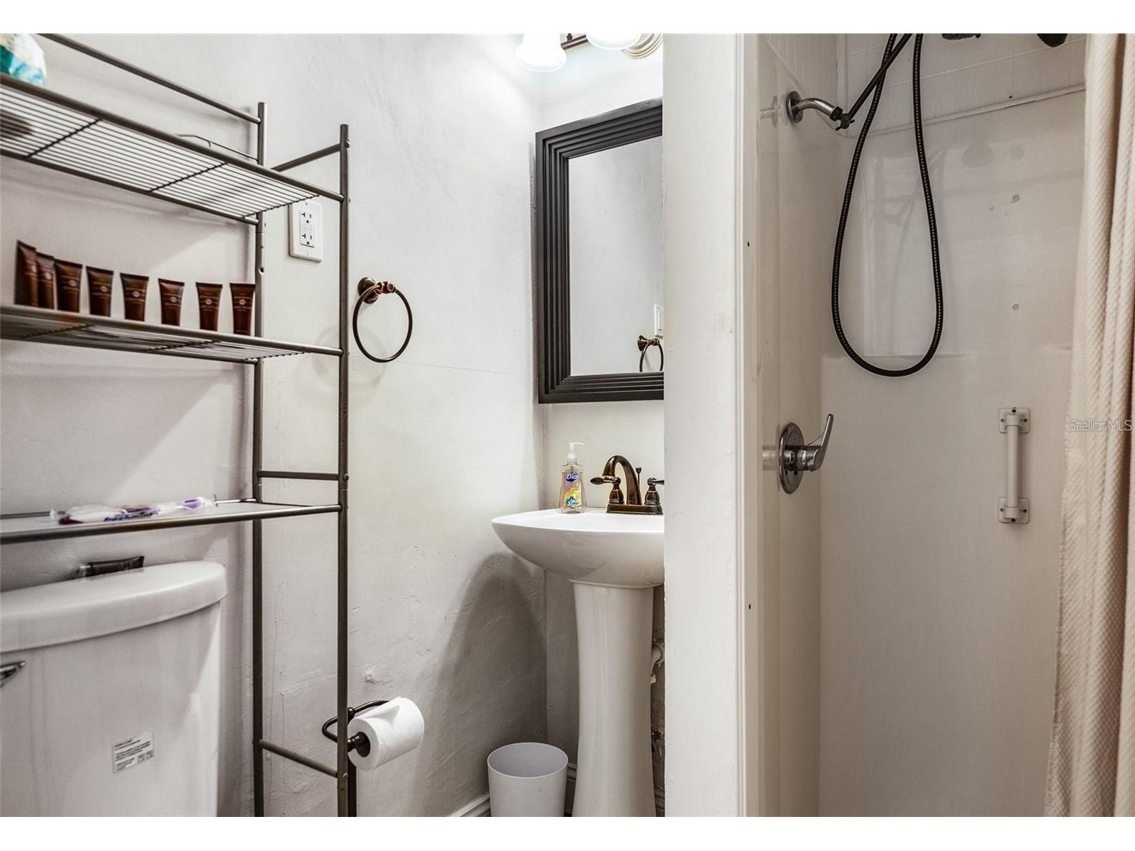 1203 NW 12th Avenue Gainesville FL 32601 GC539204 image13