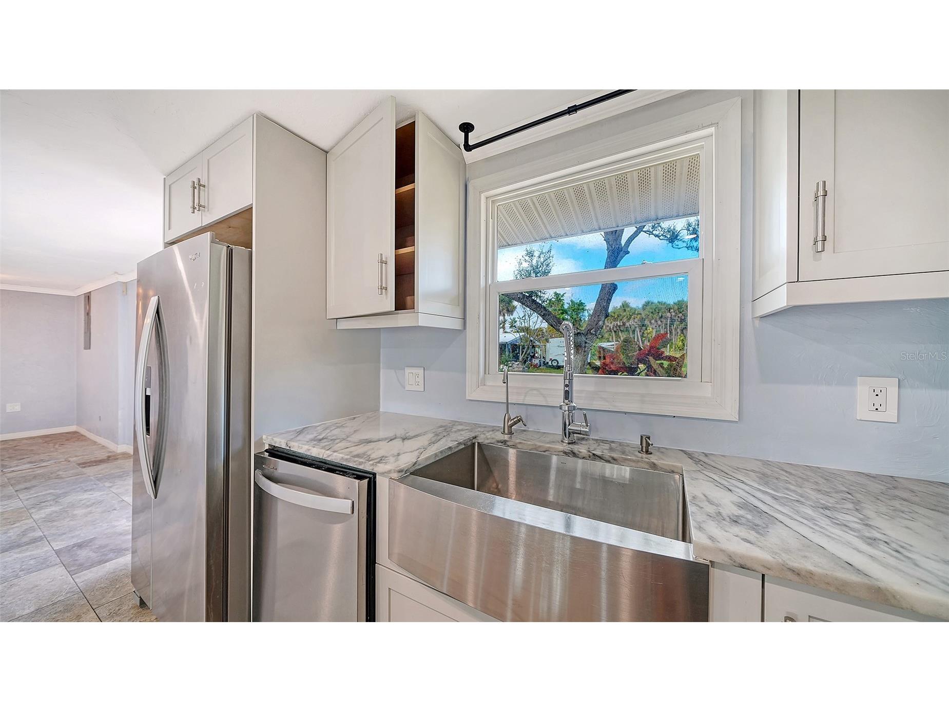 1203 Pineland Avenue Venice FL 34285 A4679605 image10