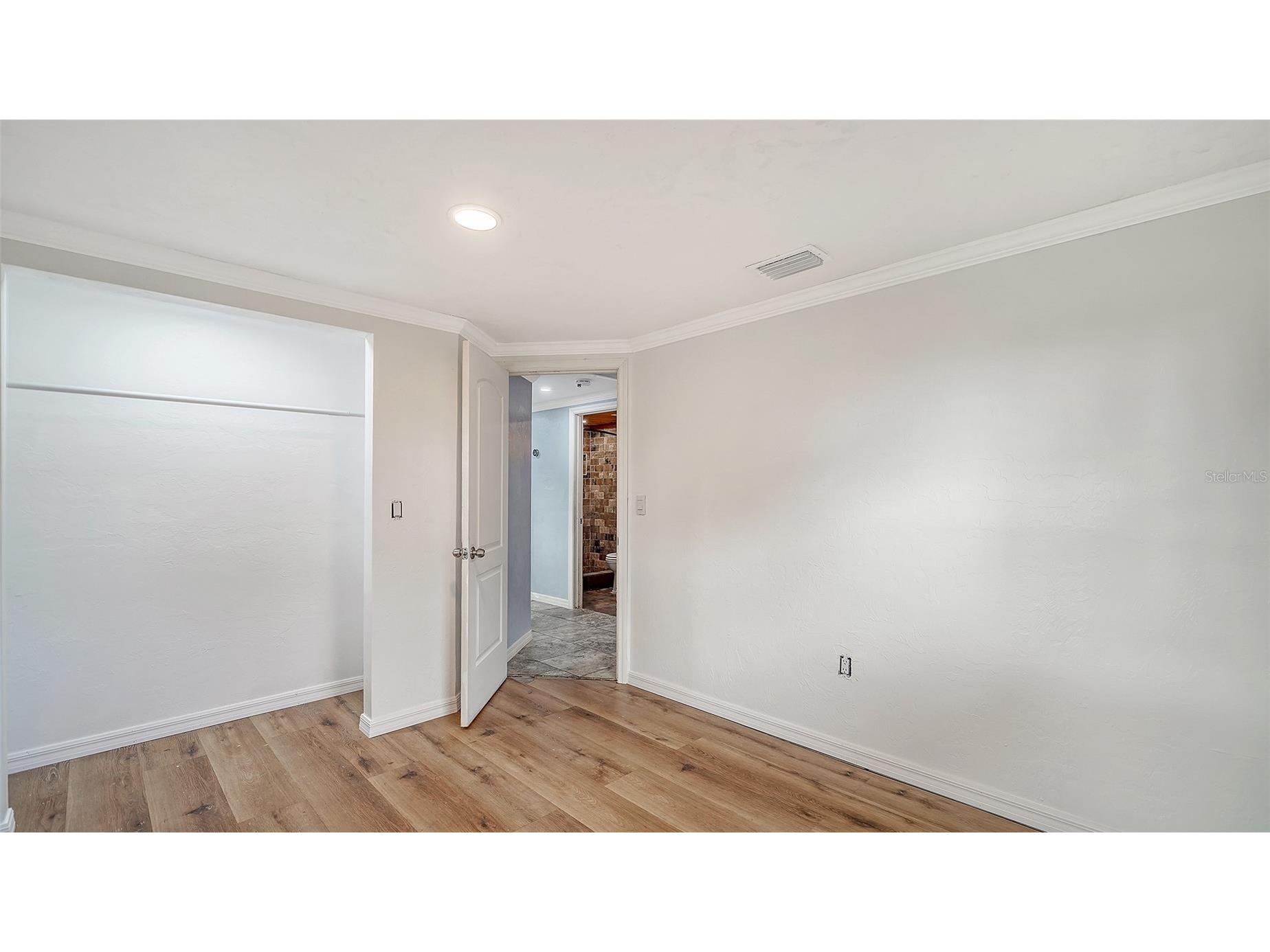 1203 Pineland Avenue Venice FL 34285 A4679605 image13