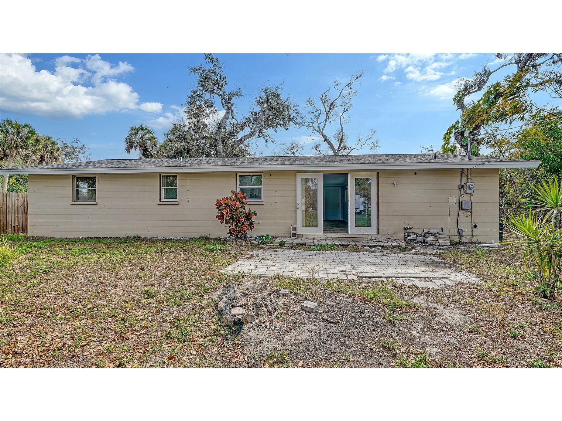 1203 Pineland Avenue Venice FL 34285 A4679605 image23