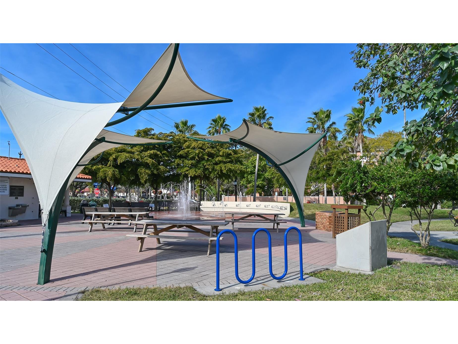 1203 Pineland Avenue Venice FL 34285 A4679605 image26