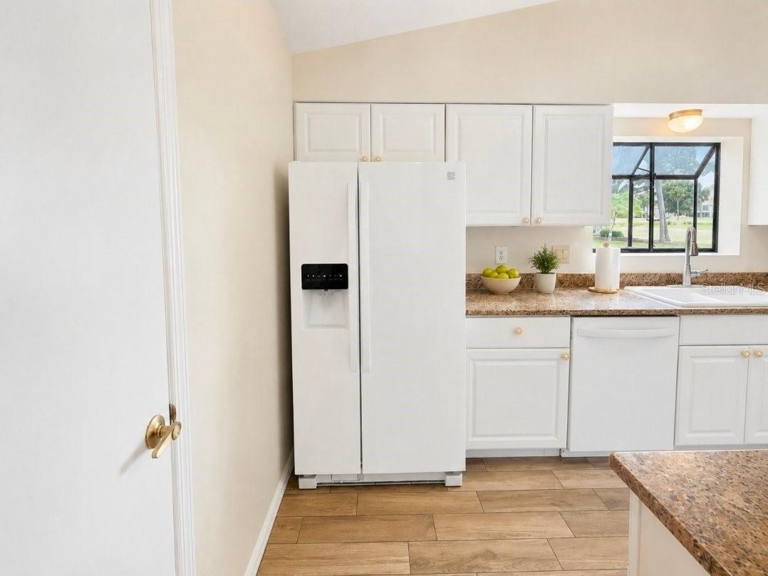 1203 Saxony Circle #A Punta Gorda FL 33983 TB8519645 image4