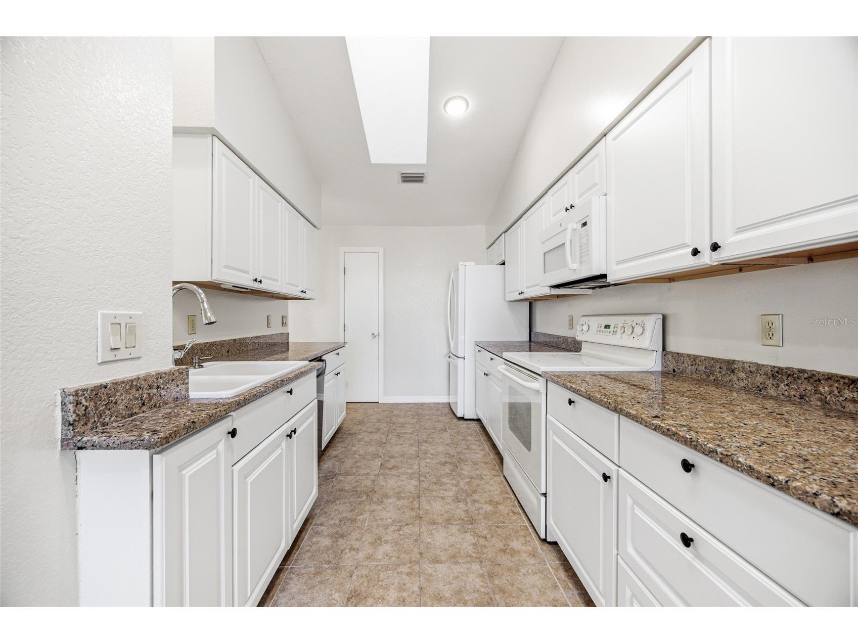 1203 Saxony Circle Punta Gorda FL 33983 C7522453 image10