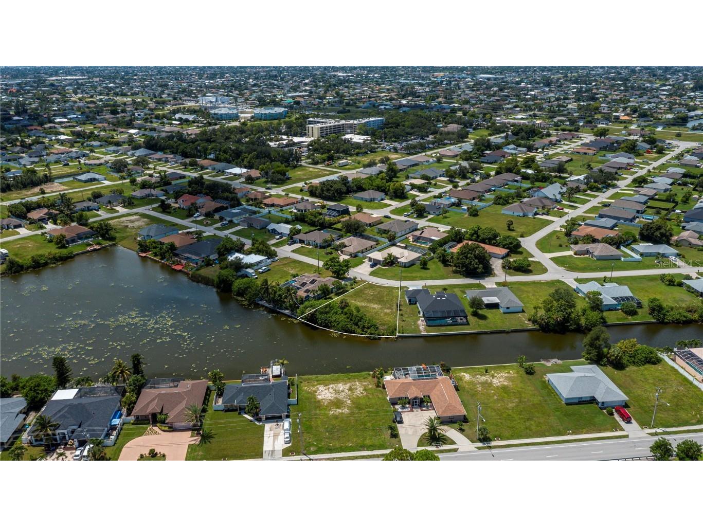 1203 SE 3rd Avenue Cape Coral FL 33990 C7514502 image6