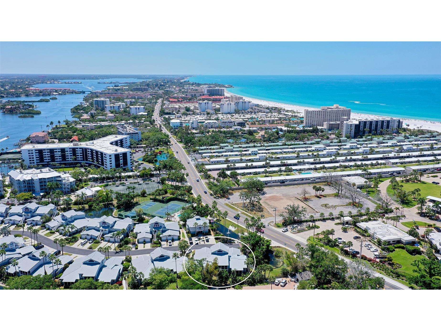 1203 Siesta Bayside Drive #1203-D Sarasota FL 34242 A4690769 image32