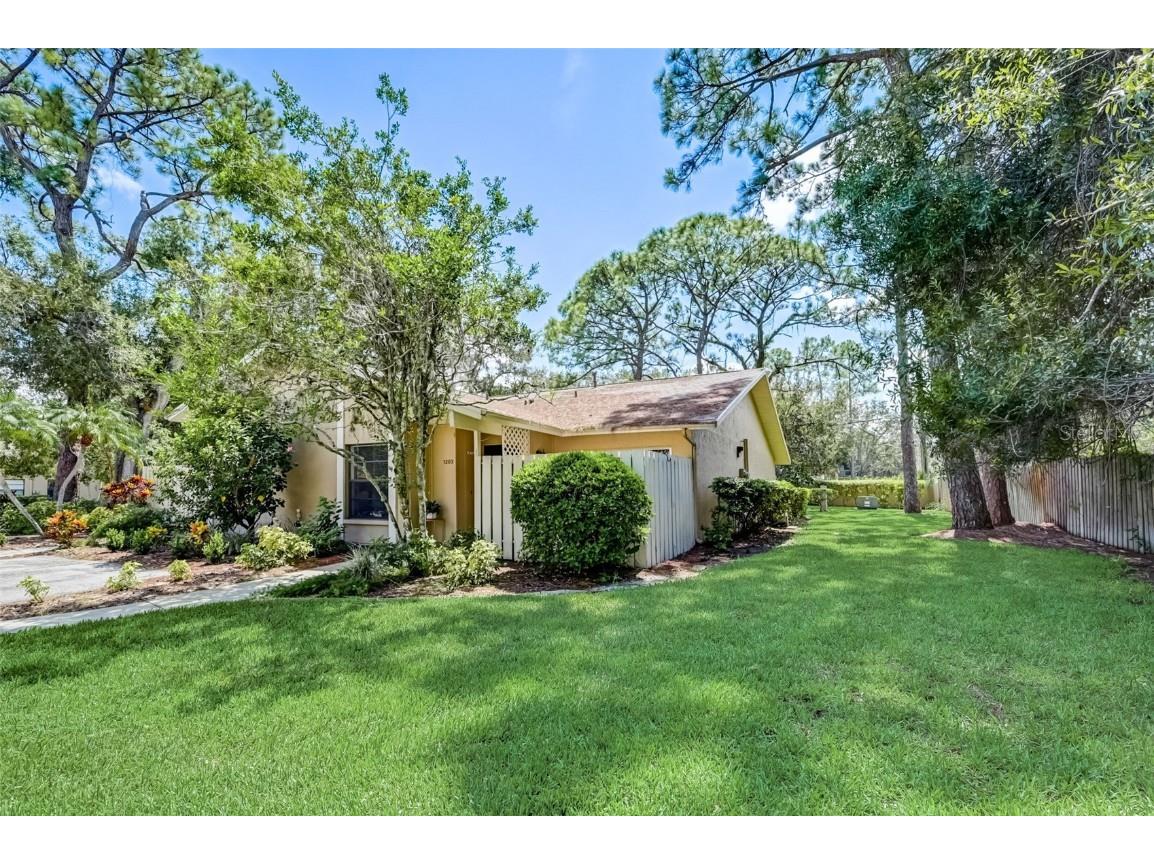 1203 Tallywood Drive #7002 Sarasota FL 34237 A4582674 image1