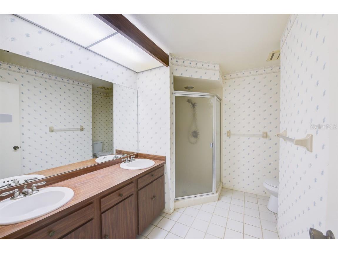 1203 Tallywood Drive #7002 Sarasota FL 34237 A4659520 image11