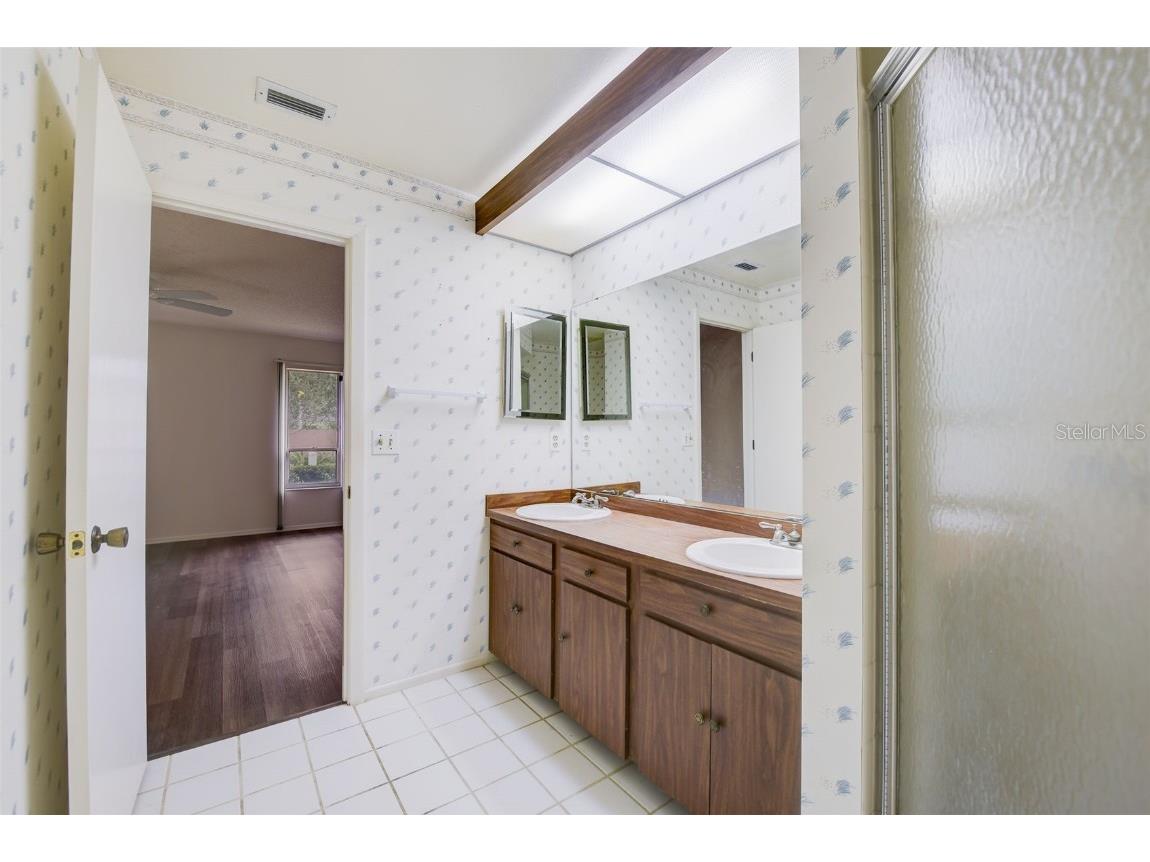 1203 Tallywood Drive #7002 Sarasota FL 34237 A4659520 image12