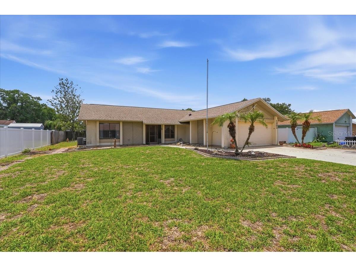 1203 W Redbud Street Plant City FL 33563 TB8520670 image1