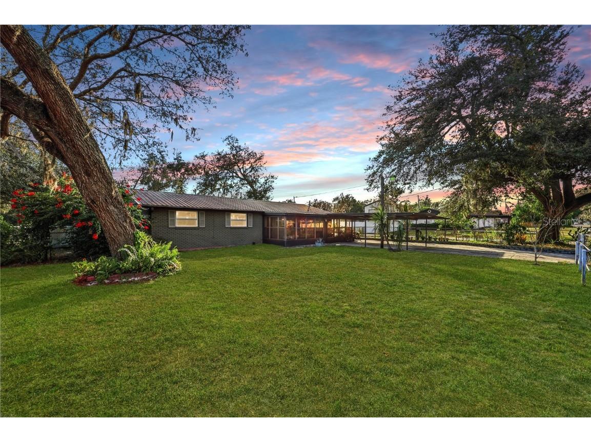 12031 E Old Hillsborough Avenue Seffner FL 33584 TB8454662 image1