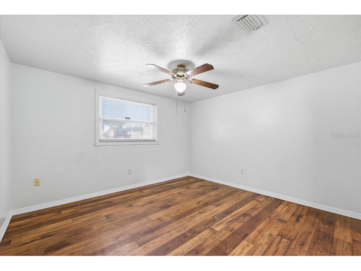 12031 E Old Hillsborough Avenue Seffner FL 33584 TB8454662 image16