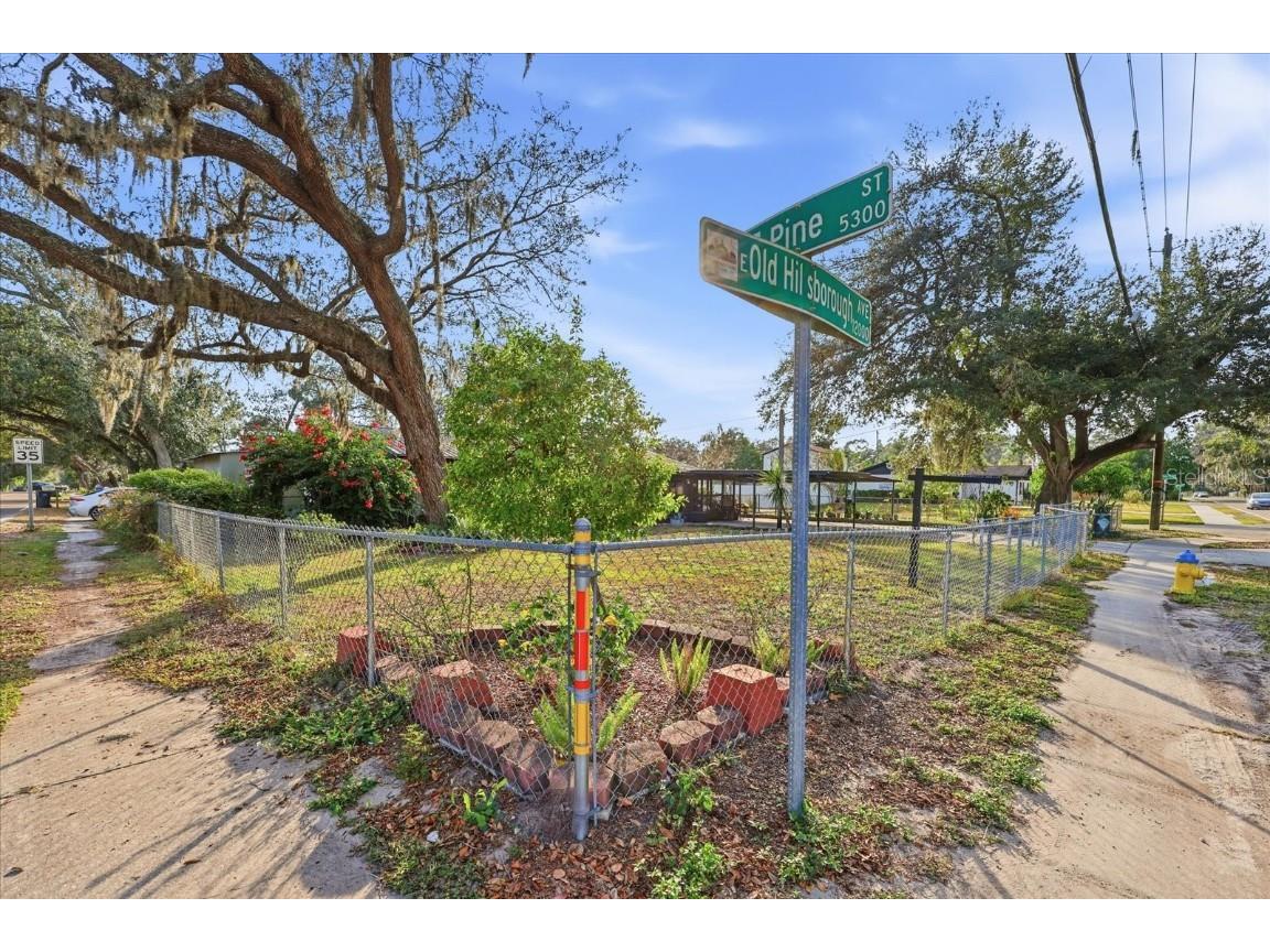 12031 E Old Hillsborough Avenue Seffner FL 33584 TB8454662 image28