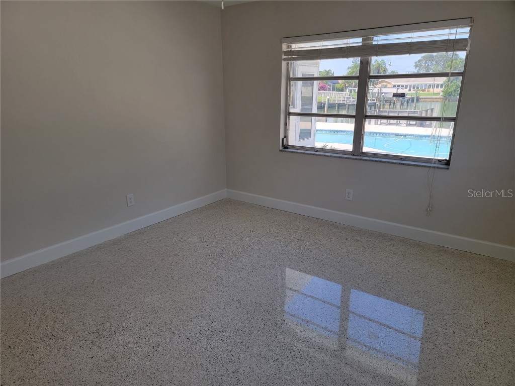 12035 6th Street E Treasure Island FL 33706 U8203842 image23