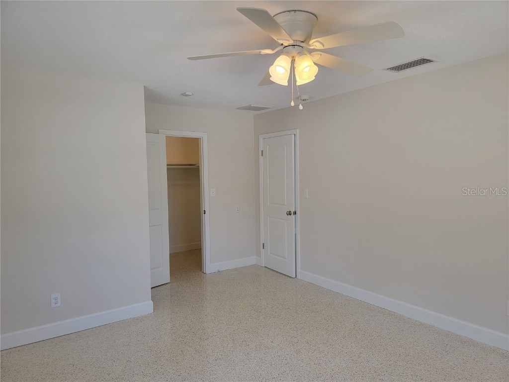 12035 6th Street E Treasure Island FL 33706 U8203842 image24