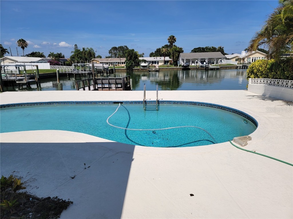 12035 6th Street E Treasure Island FL 33706 U8203842 image34