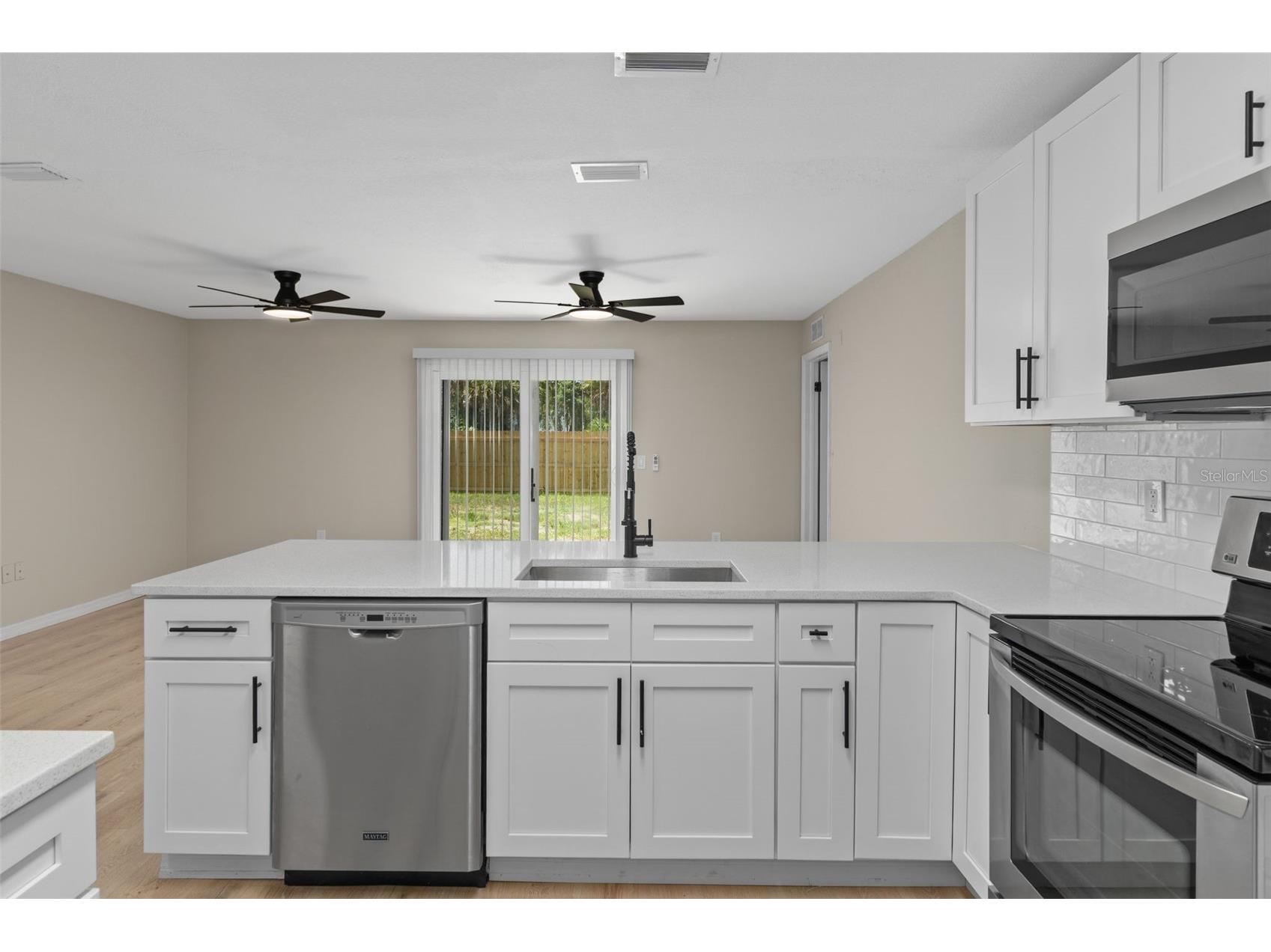 12036 Country Cove Avenue Hudson FL 34669 W7886751 image13